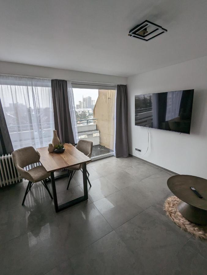 View Apartment Корнвестхайм Екстериор снимка